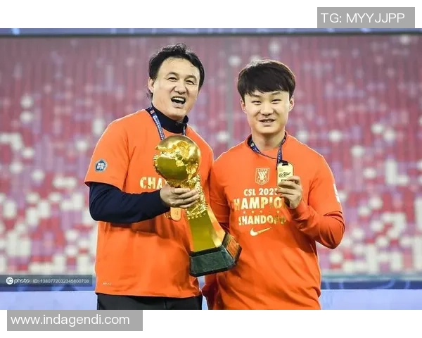 拉维亚期待以冠军奖杯圆满结束赛季彰显团队努力与荣耀 拉维亚期待以冠军奖杯圆满结束赛季彰显团队努力与荣耀